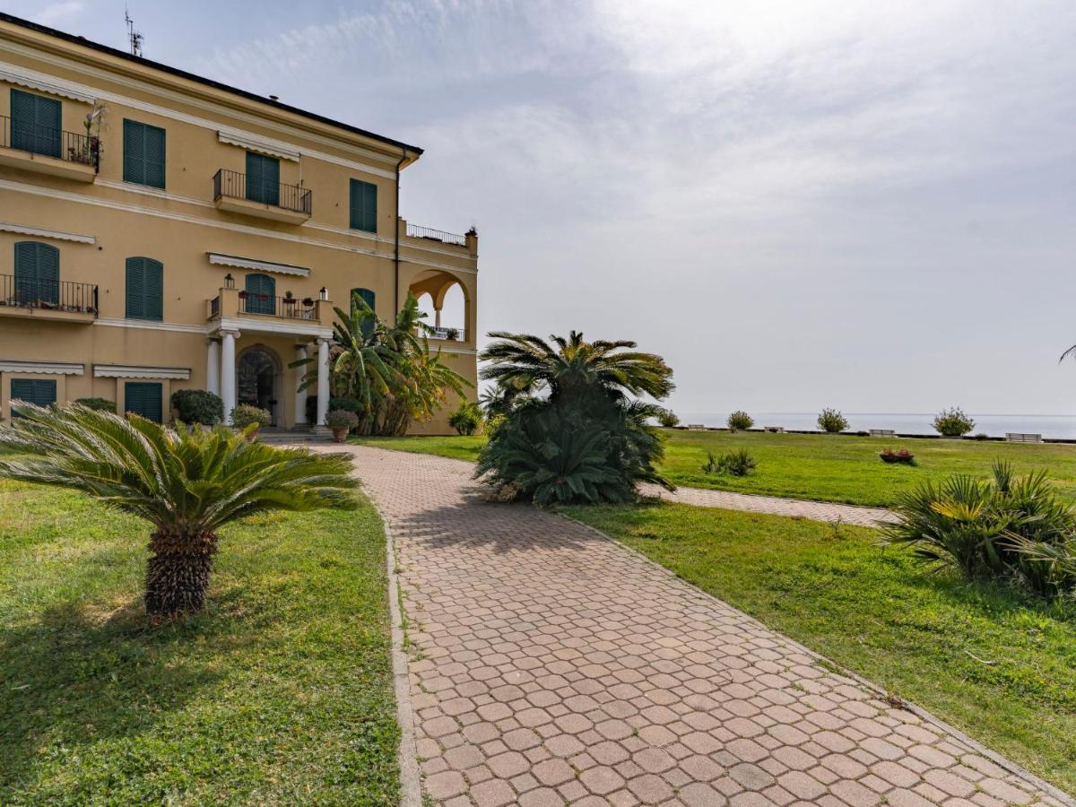 Appartamento Locazione Turistica Vista Mare Latte Esterno foto
