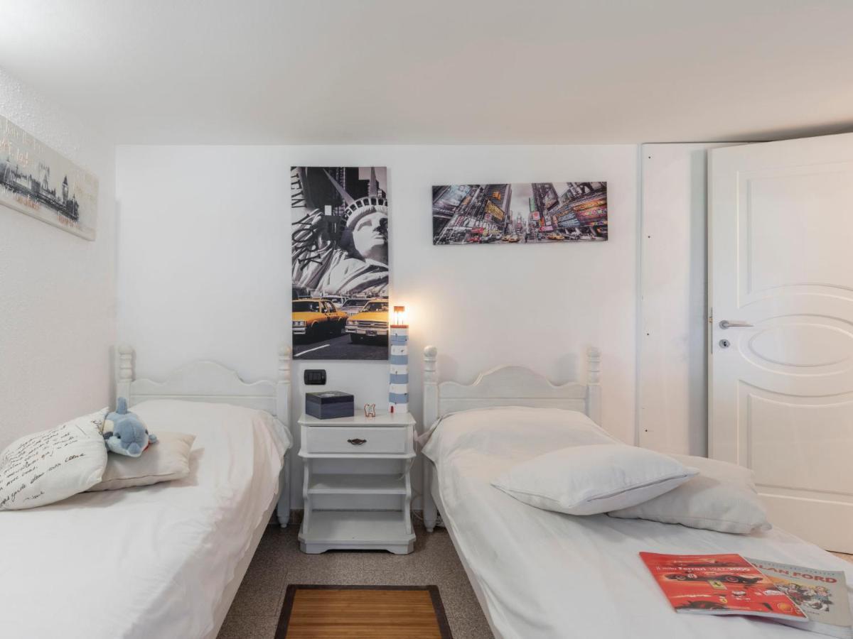 Appartamento Locazione Turistica Vista Mare Latte Esterno foto