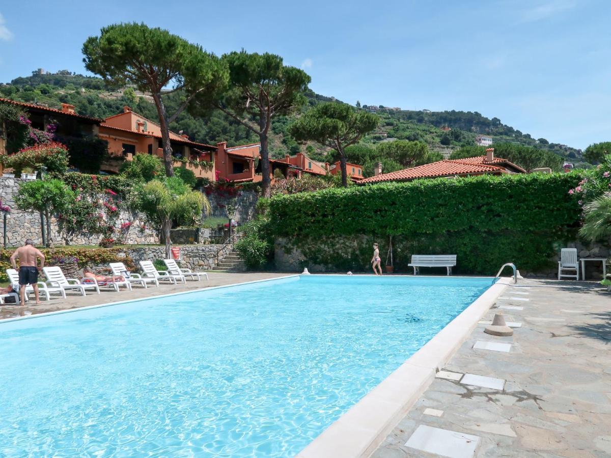 Appartamento Locazione Turistica Vista Mare Latte Esterno foto